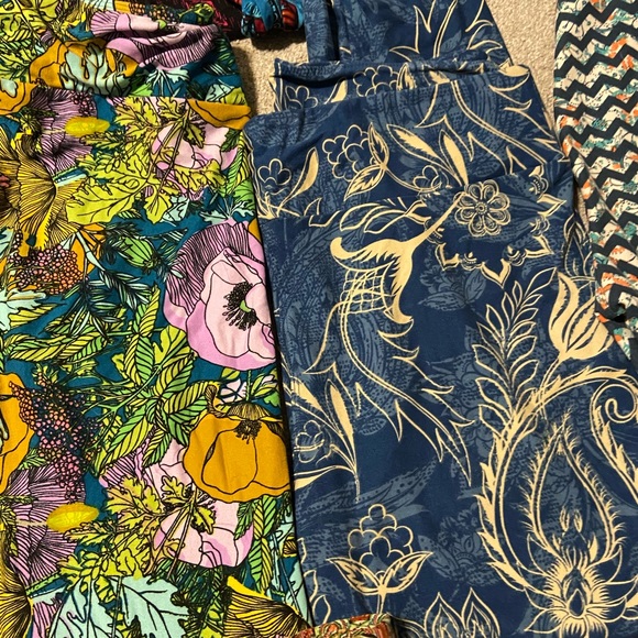 Lula Roe leggings - Picture 5 of 8